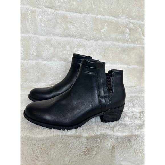 b.o.c. Grover Bootie 6 M Leather Black Heeled Chelsea Black Pull On - Picture 2 of 5